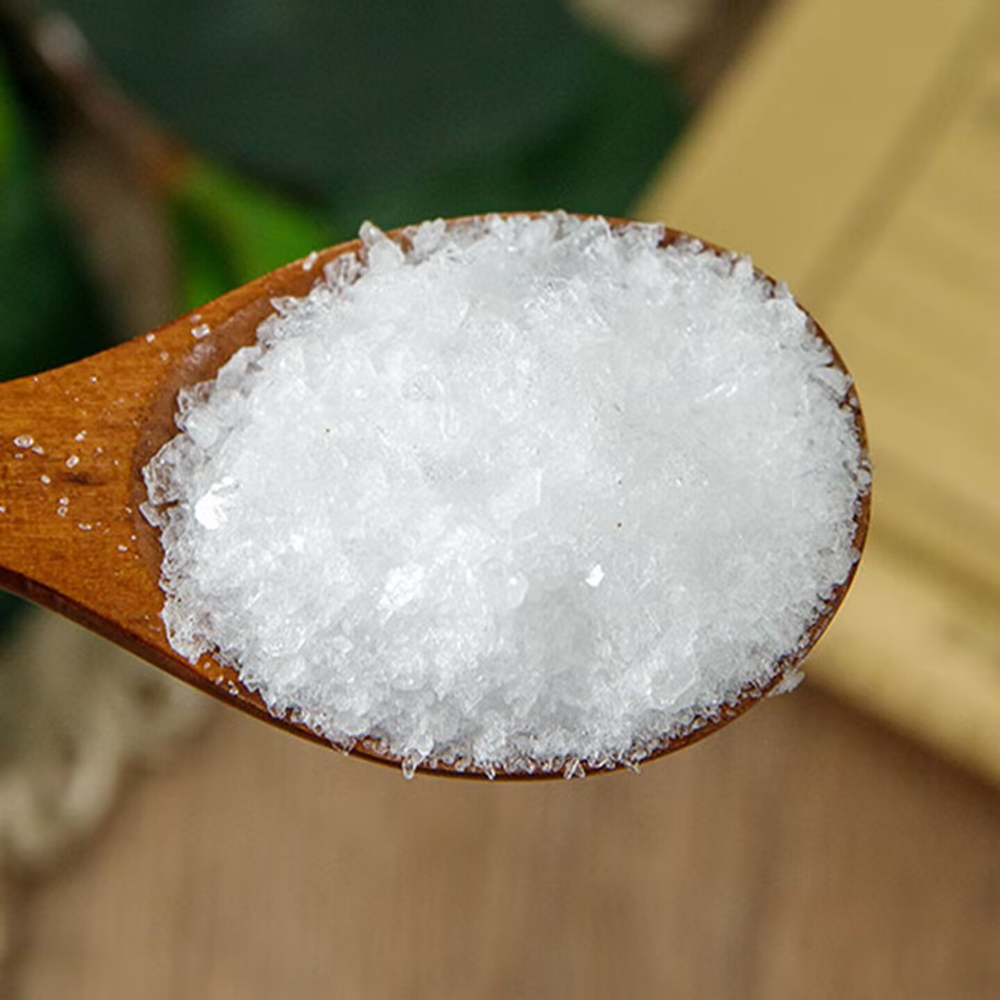 بلورات البورنيول الطبيعية عالي - مراجعة Soap Making Fragrance وسعره